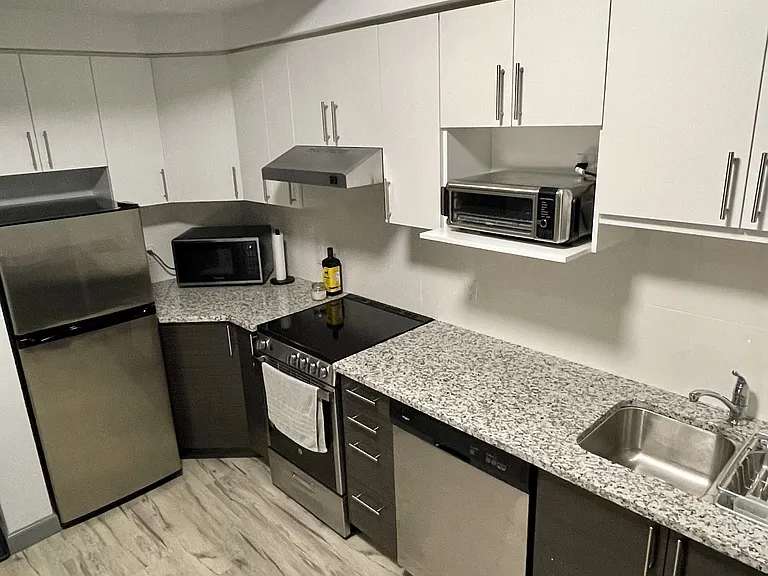 77 Leland St #201 — Photo 7