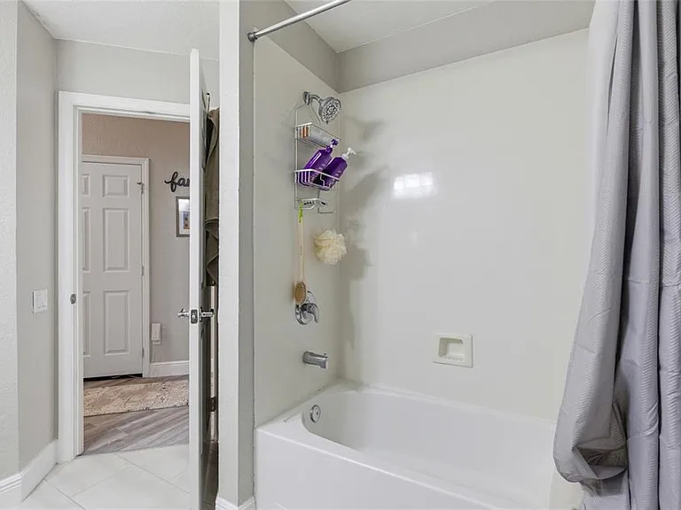 15048 Bellinkoff Ln — Photo 28