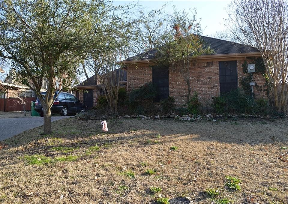 1st image of 109 Forest Ln