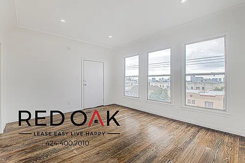 4811 Melrose Ave #205 Photo 1