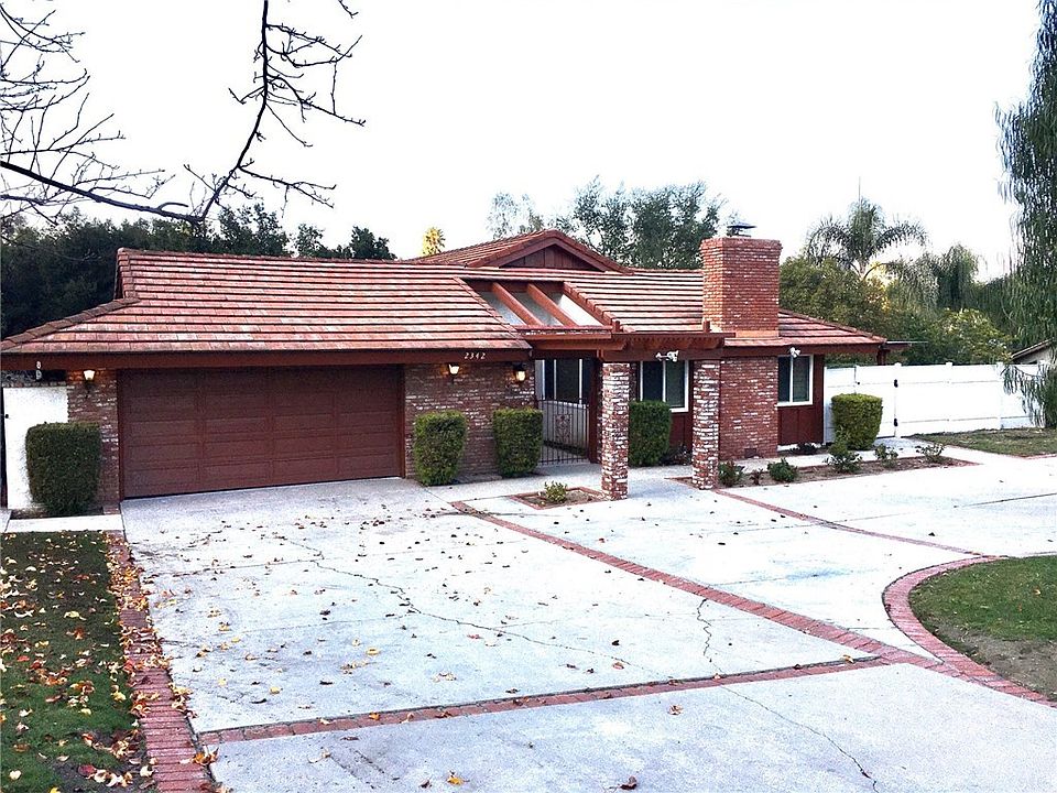 1st image of 2342 Brandon Cir