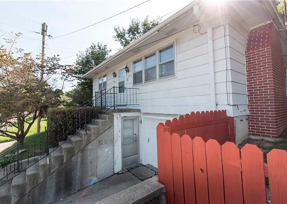 1st image of 1206 S 36th St