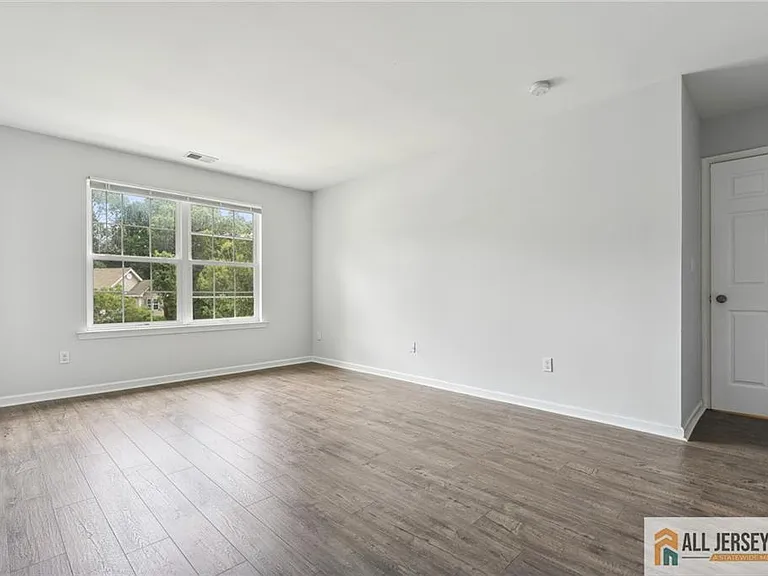 2602 Cypress Ln — Photo 23