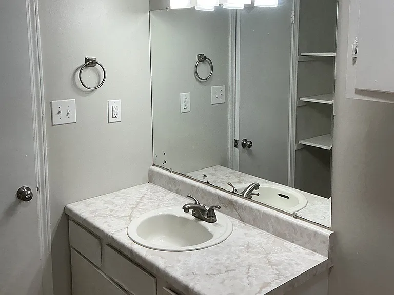 251 Tinker Hill Cv #A — Photo 6