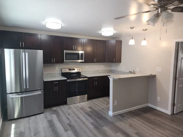 Kahuna Bay Apartments, 9612 18th Bay St APT 1, Norfolk, VA 23518