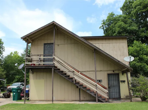 1702 Martin Luther King Blvd W, Texarkana, TX 75501