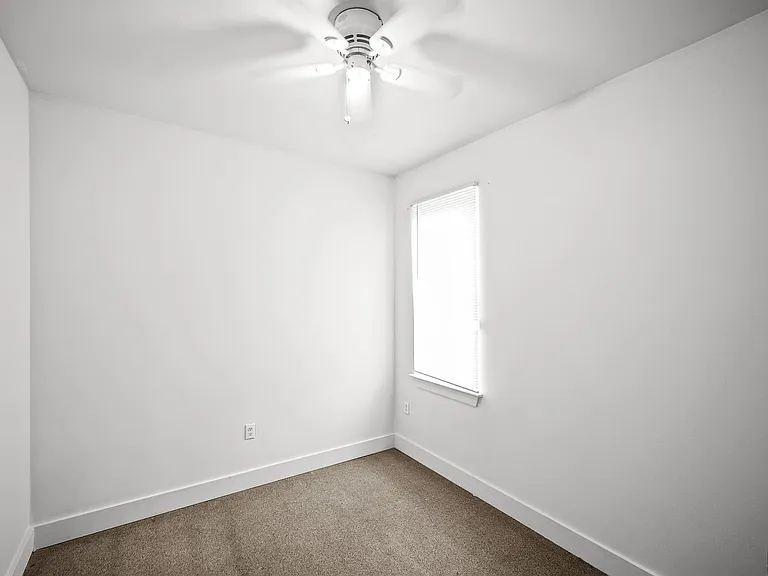 635 E Azalea Ave #A — Photo 15