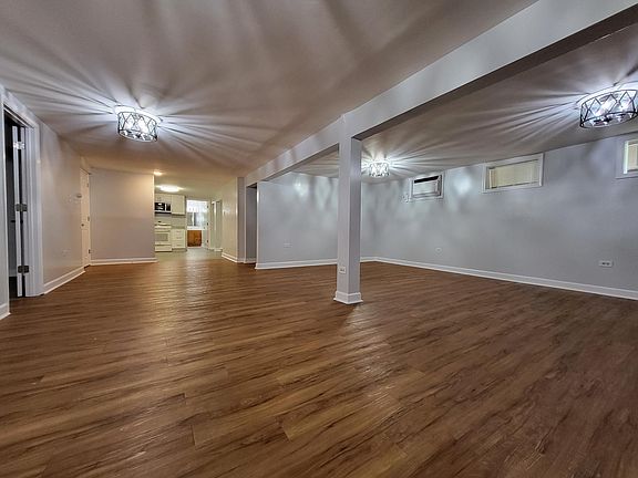 4th image of 5636 Saint James Ct #1N