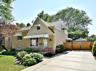 2236 S 3rd Ave, North Riverside, IL 60546