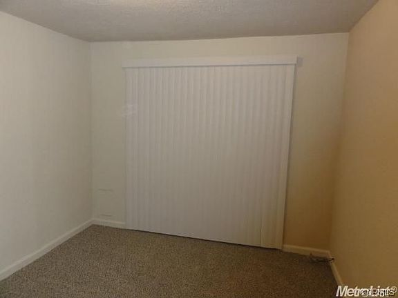 5th image of 1314 Greenwood Dr