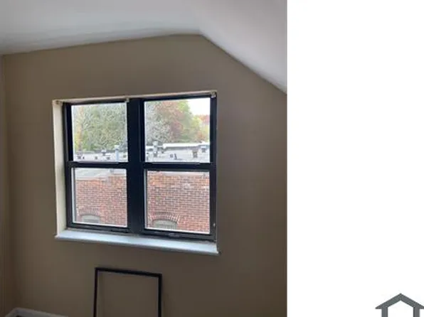 745 Walton Ave APT D, Saint Louis, MO 63108