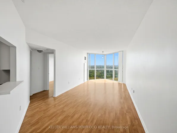 5 Concorde Pl, Toronto, ON