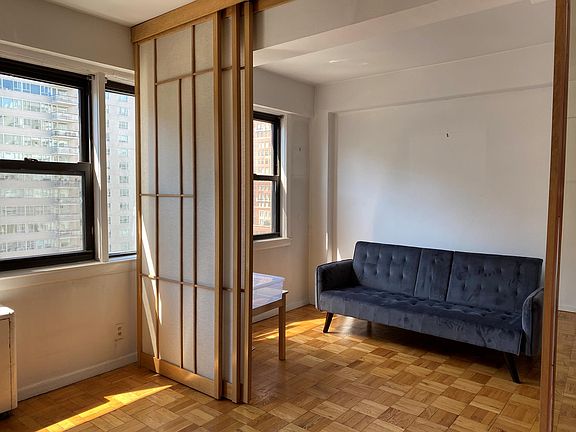 4th image of 220 E 67th St APT 14F