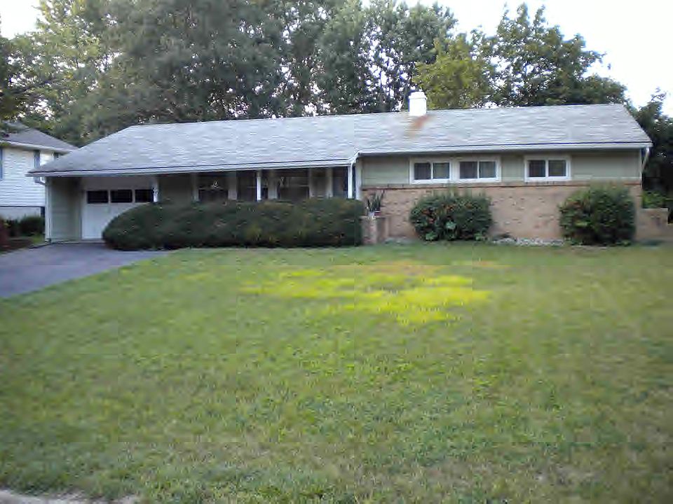 1st image of 369 N Cedarwood Dr