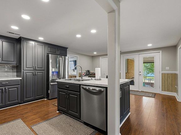 3rd image of 3689 Highway 378