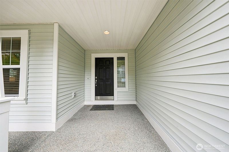 2nd image of 20003 Ramblewood Road