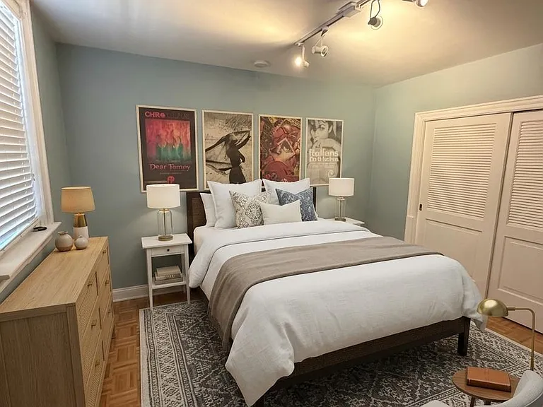 2118 N Seminary Ave #4 — Photo 2