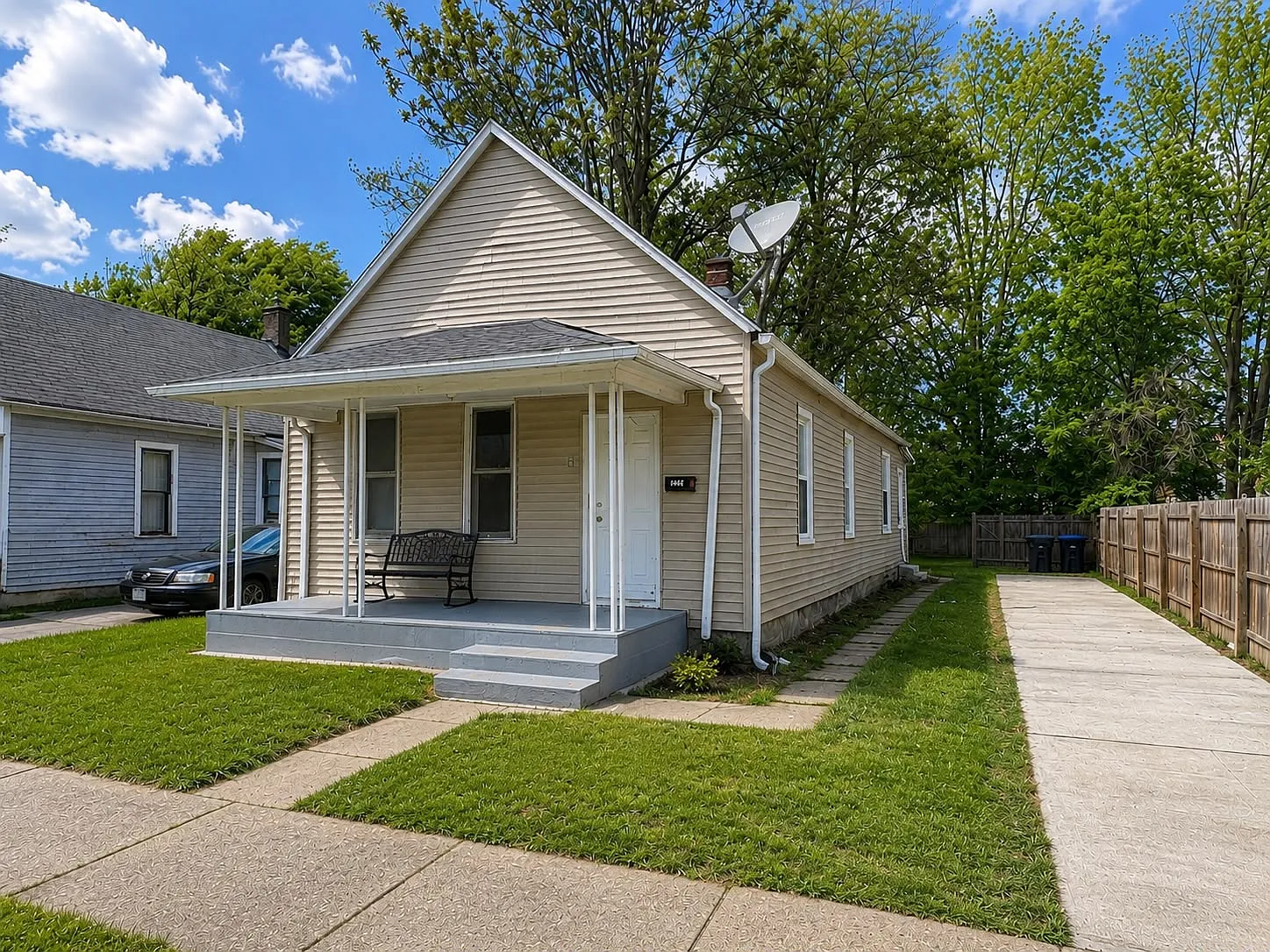 2 bed, 820 sqft, $850 — Photo 1