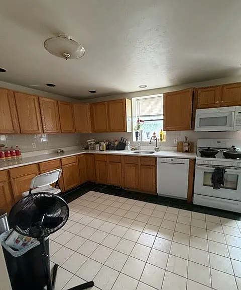 2036 Mass Ave #4 — Photo 4