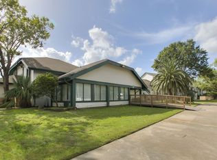 2221H Cobblestone Ln, New Orleans, LA 70114