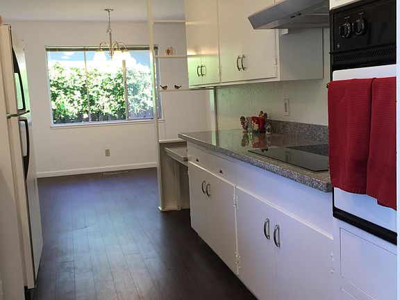5th image of 1548 Hilton Ct