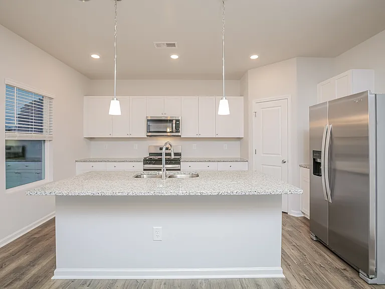 448 Hallingsfield Way — Photo 7