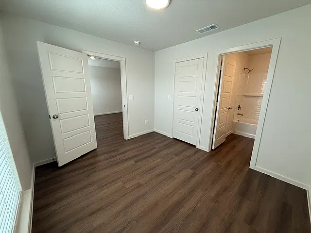 5518 Smith Street - 1 — Photo 3