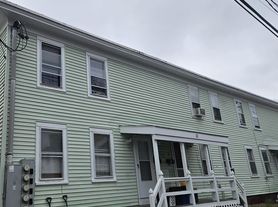 12 New York St, Dover, NH