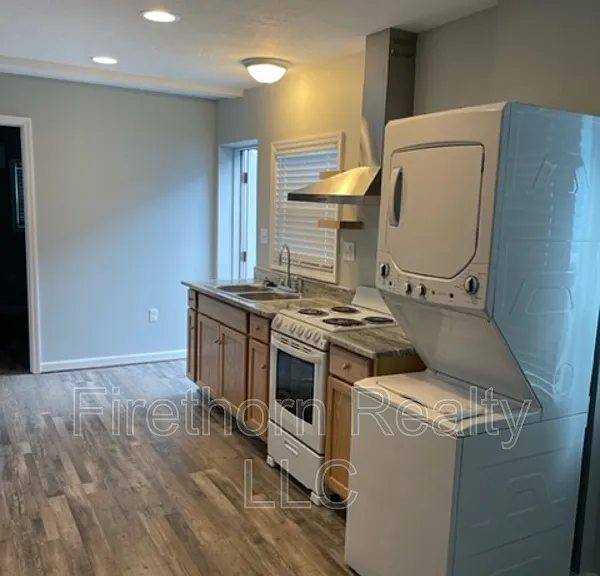 2554 Mount Auburn St #B — Photo 5