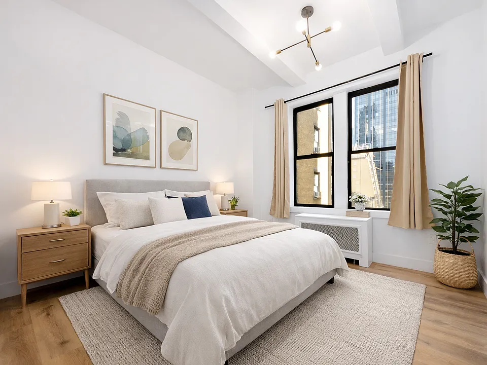 161 W 54th St #802B