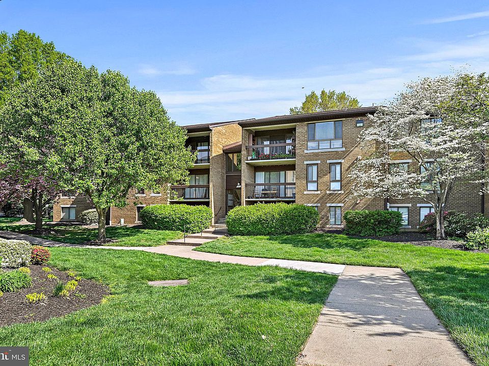 1st image of 561 Florida Ave APT 203
