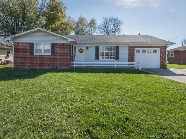 123 E Larry Lane, Scottsburg, IN 47170