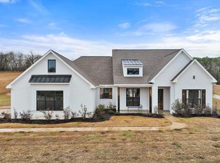 345 Driftwood Ln, Florence, MS 39073