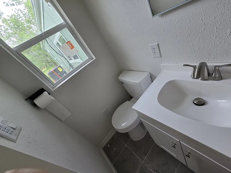 2103 Howell Ave #1 — Photo 7