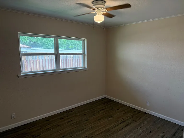 216 Randy Dr — Photo 15