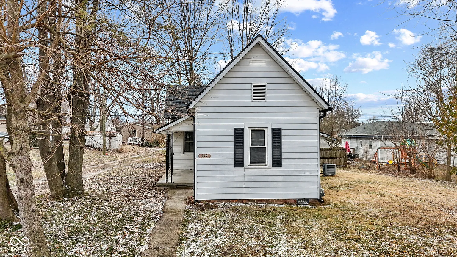 359 W Sumner Ave photo 1