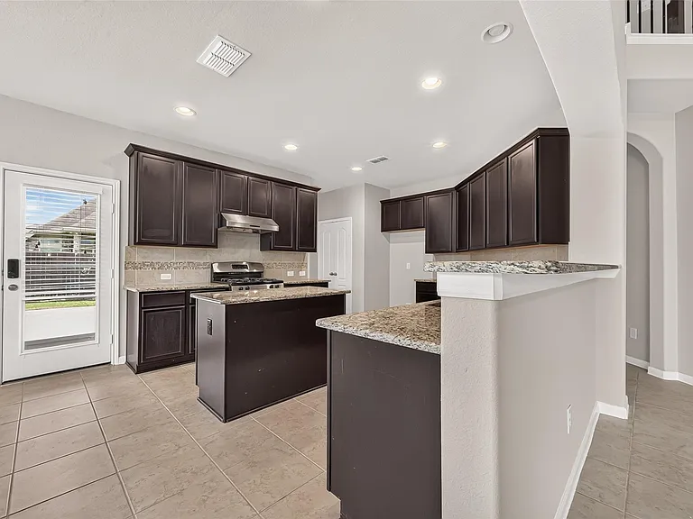 10031 Esslemont Ct — Photo 12
