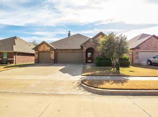 1667 Potomac Dr, Burleson, TX 76028