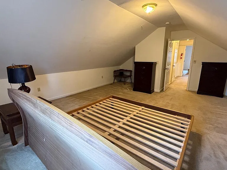 5212 Astor Pl SE — Photo 97
