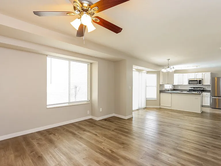 2269 W Bennion Heights Cir — Photo 7