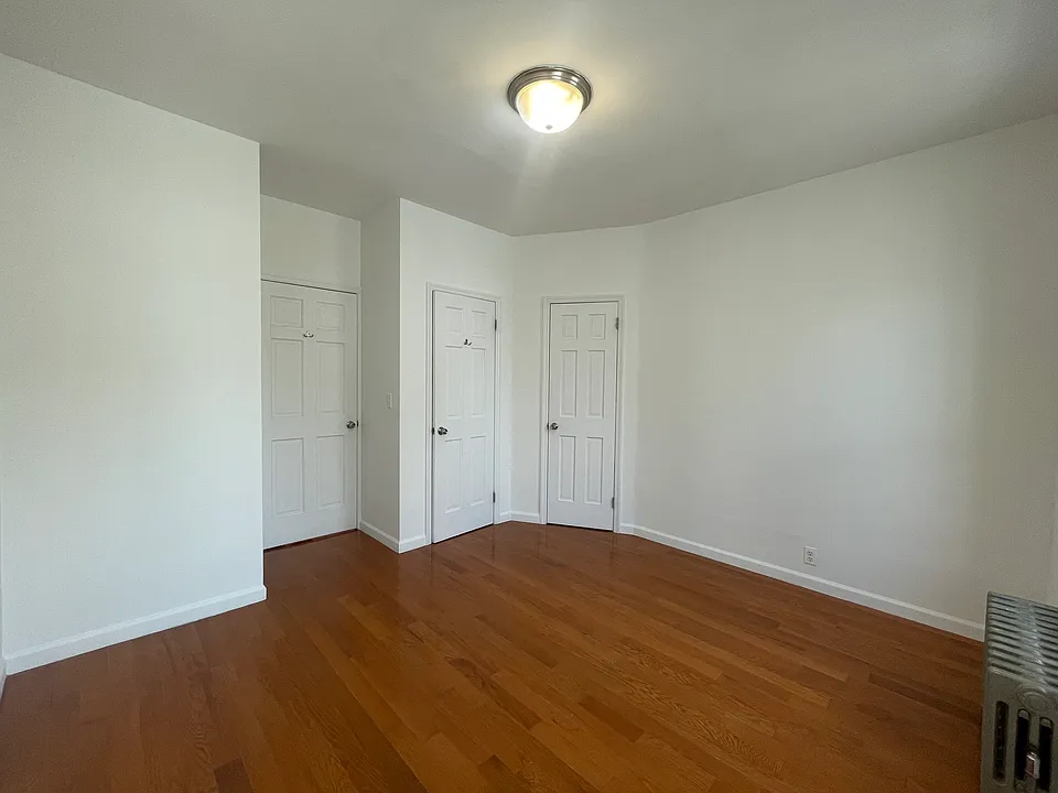 330 E 15th St #6C