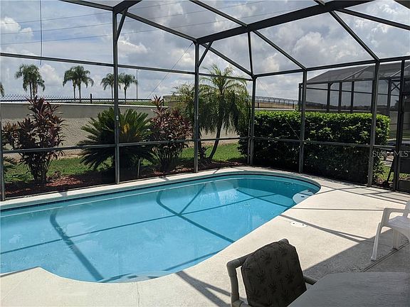 3rd image of 8194 Fan Palm Way
