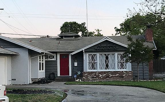 2nd image of 202 E Yorkshire Dr