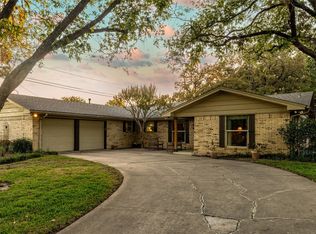 1708 Elmhurst Ct, Arlington, TX 76012