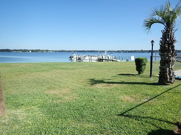 2nd image of 726 Eglin Pkwy Unit 2C