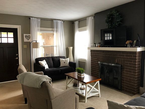 4th image of 2465 Whitelaw St