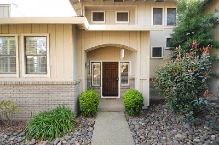 1st image of 428 Platt Cir