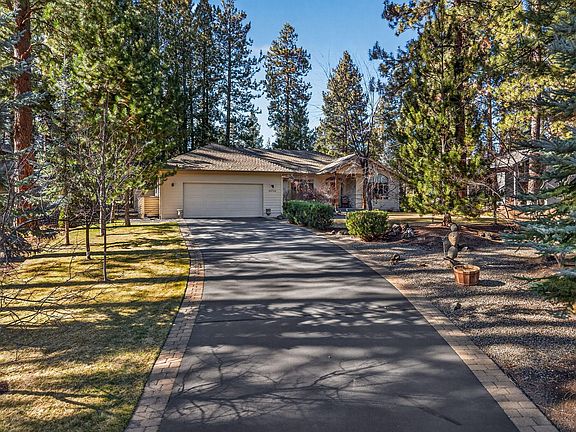 4th image of 60749 Golf Village Loop