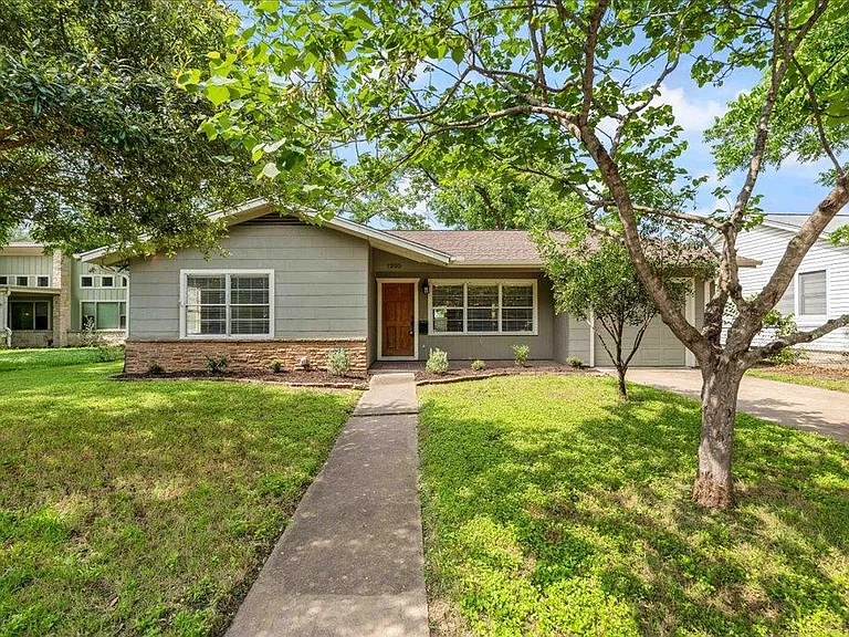 1205 Ruth Ave — Photo 1