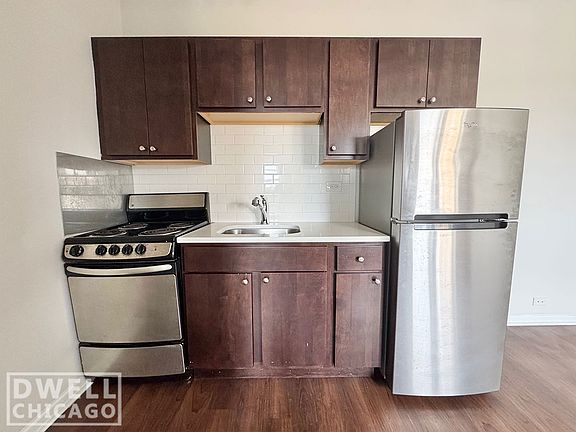2nd image of 1629 N Humboldt Blvd #2J